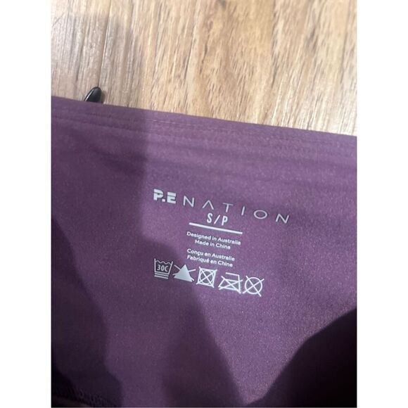 P.E. Nation Maximise Legging in Purple Pennant Colorblock- Size Small NWT$120 - Picture 3 of 5